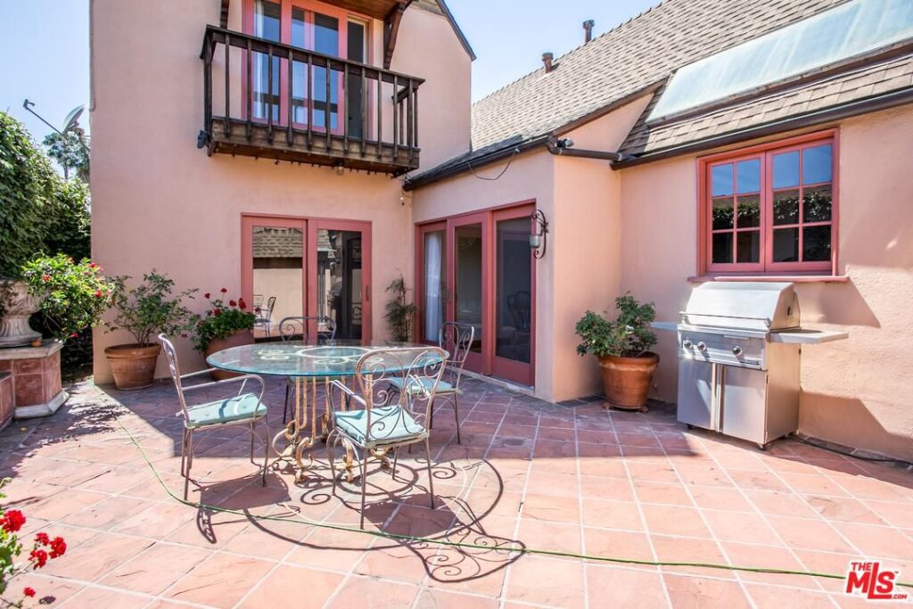 Beverly Grove Homes for Sale [ New Listings! ] The Bienstock Group