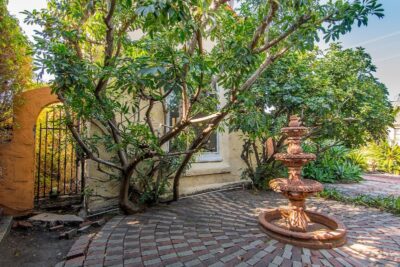 101CrescentHeightsBlvd