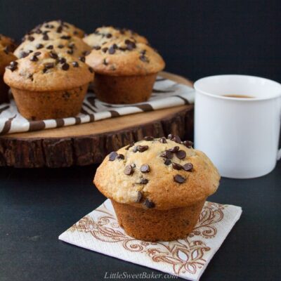 chocolate chip muffins