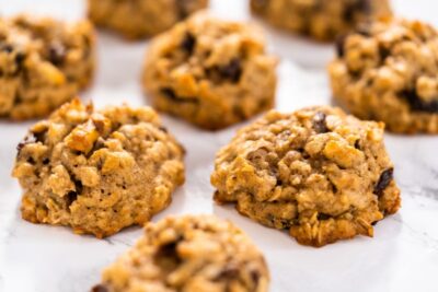 The Best Soft Oatmeal Cookies